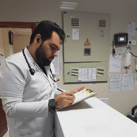 مشاور مدیکال علیرضا امیری