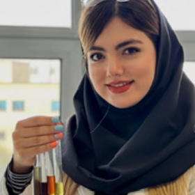 مشاور مدیکال استوز دنیز وثوقی