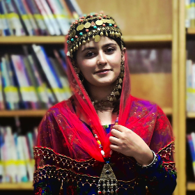 مشاور مدیکال استوز هانیا مرواری