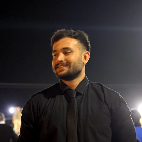 مشاور مدیکال استوز امیررضا خورشیدنیا